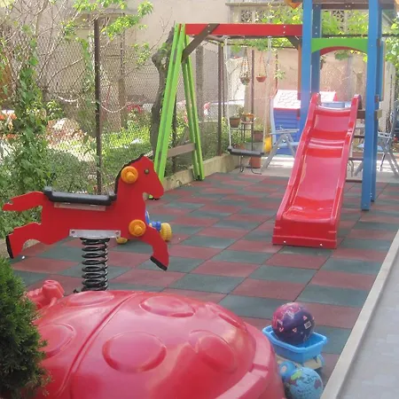 Vladimirov 2* Primorsko