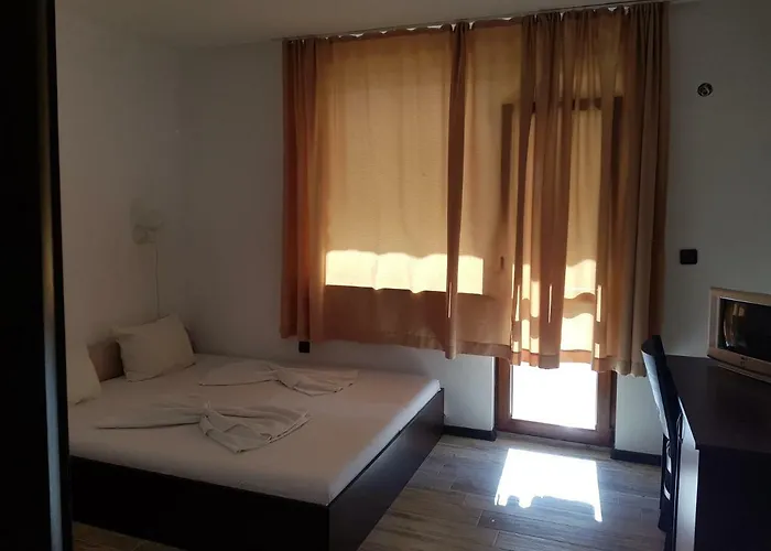 Vladimirov Πανσιόν Πριμόρσκο